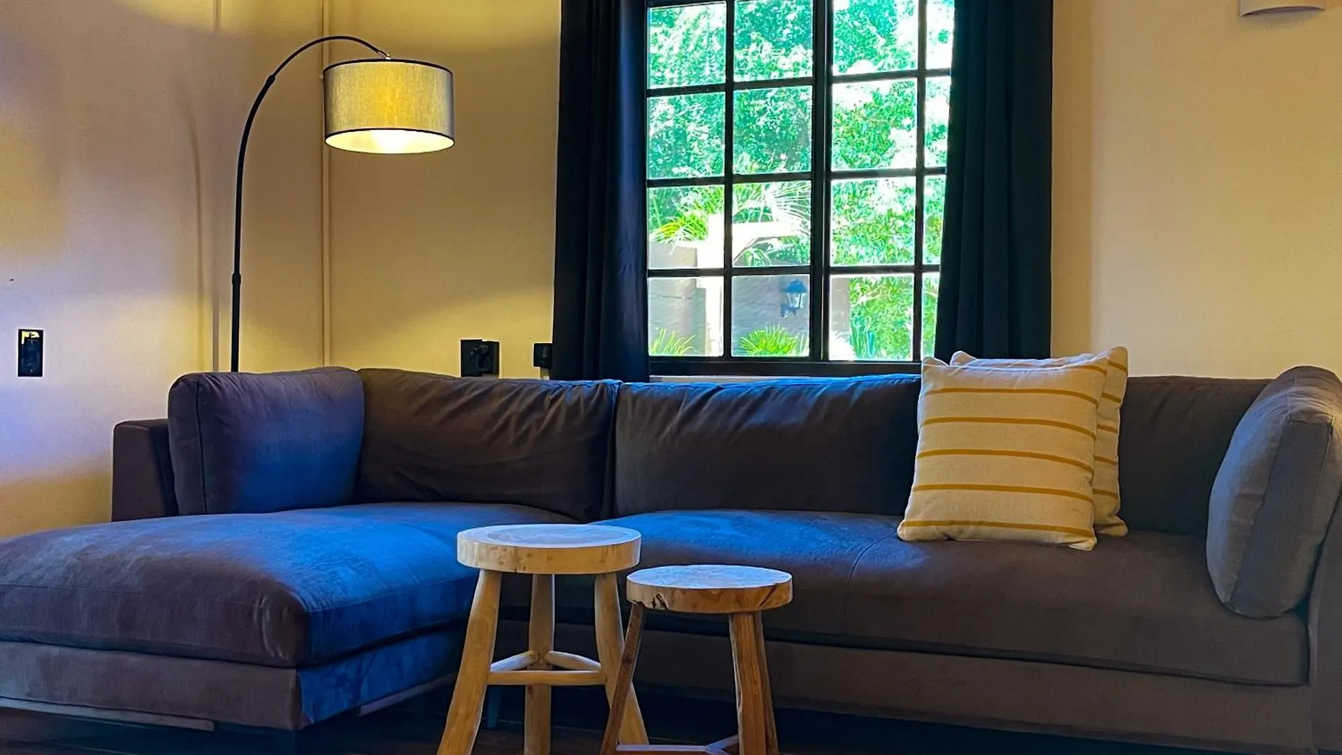 Jan Kok Lodges Willibrordus Curacao