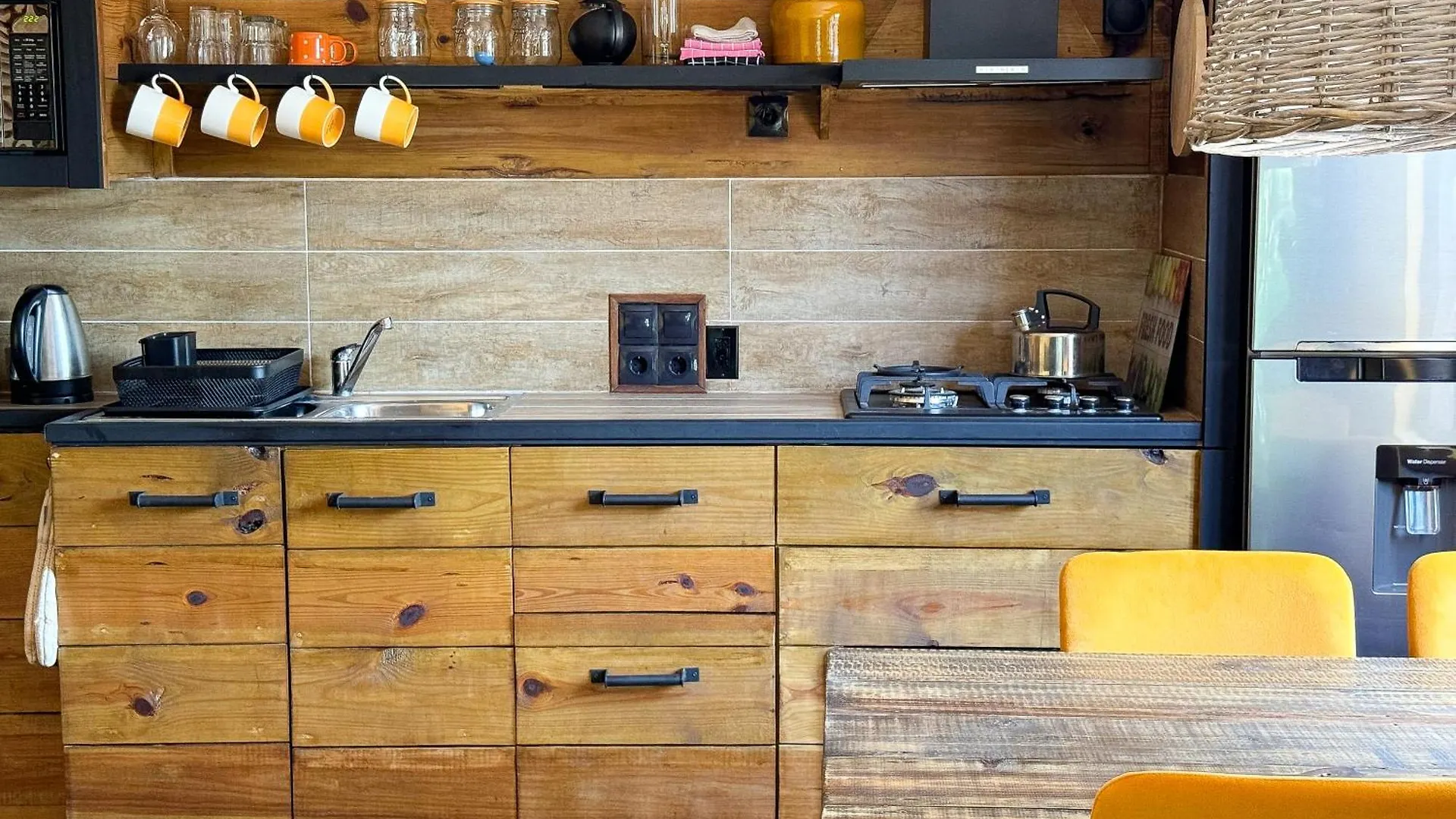 Jan Kok Lodges Willibrordus Apartment