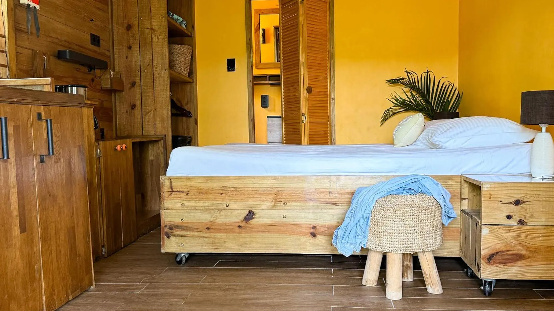 Jan Kok Lodges Willibrordus Curacao
